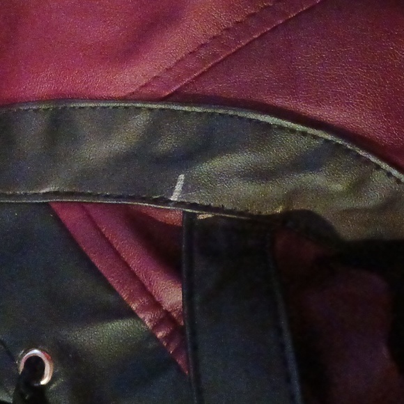 Goth maroon faux leather coat - Picture 10 of 12